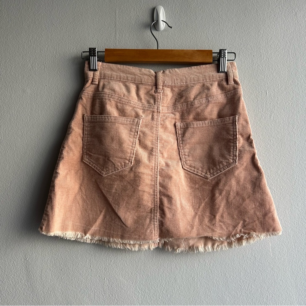 Brandy Melville Corduroy High Rise Raw Hem Denim Mini Skirt in Dusty Pink - Picture 6 of 10